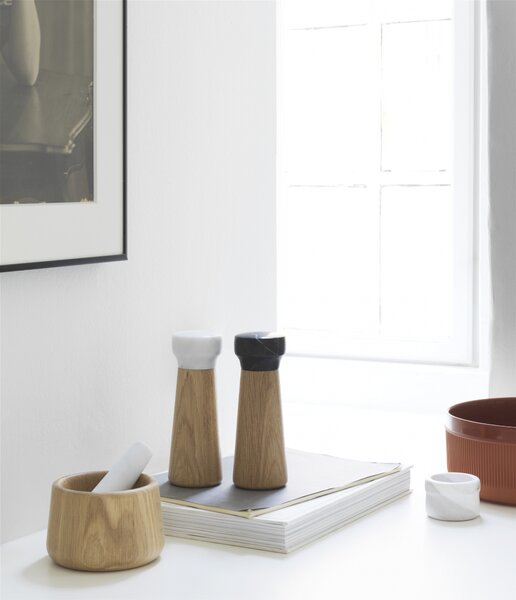 Normann Copenhagen designové mlýnky na koření Craft Salt & Pepper Small
