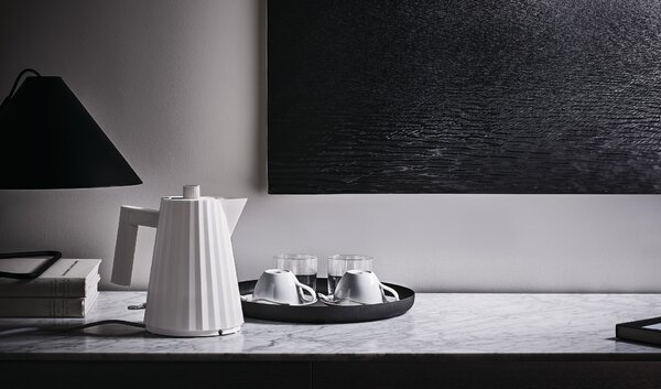Alessi designové rychlovarné konvice Plissé (objem 1 l)