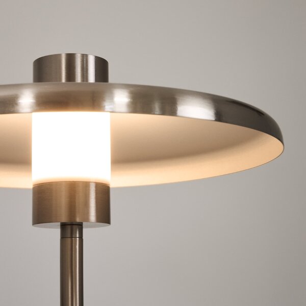 Kave Home Stříbrná kovová stojací lampa Nuvira 130 cm