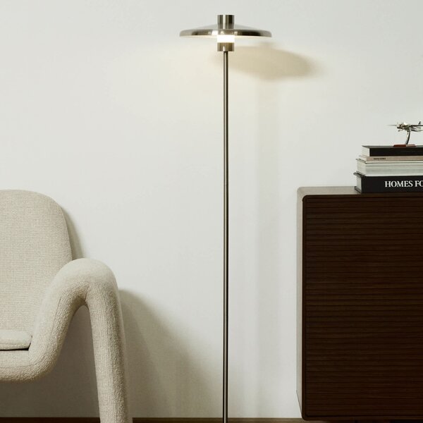 Kave Home Stříbrná kovová stojací lampa Nuvira 130 cm