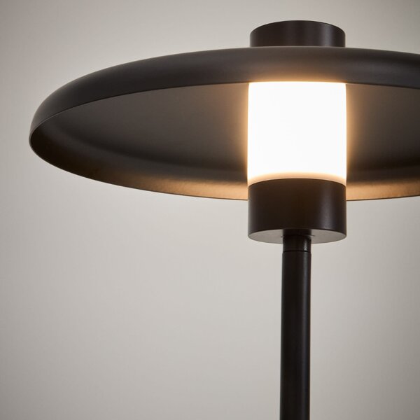 Kave Home Černá kovová stojací lampa Nuvira 130 cm