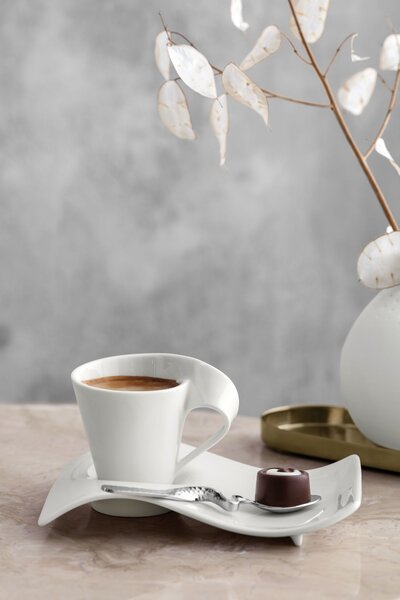 Villeroy & Boch 10-2484-2832 Talíř Party NewWave Caffe s místem pro šálek na cappuccino nebo hrnek M