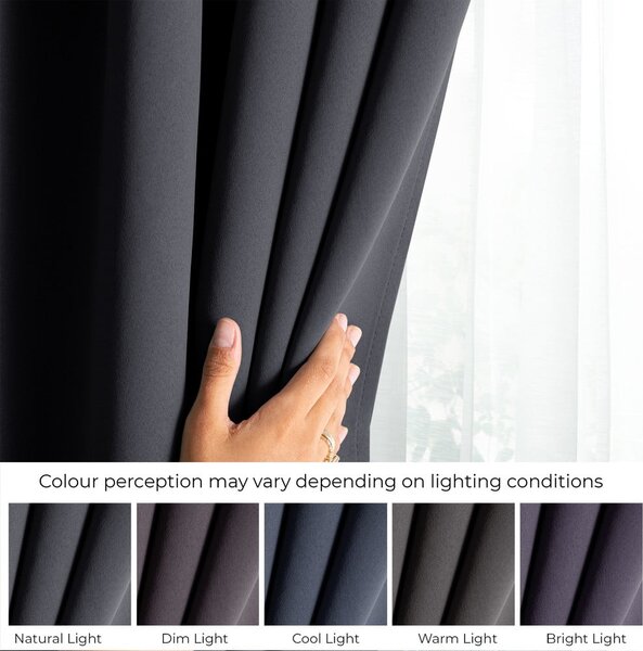 Tmavě šedý dimout závěs 140x245 cm Kierra – Restilo
