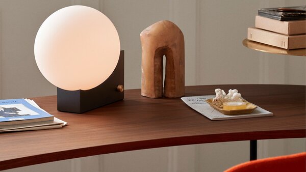 &Tradition designové stolní lampy Journey SHY1