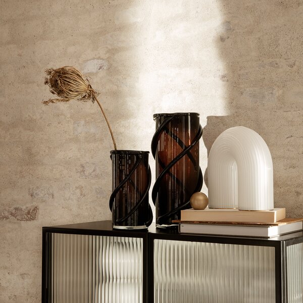 Ferm Living designové stolní lampy Vuelta