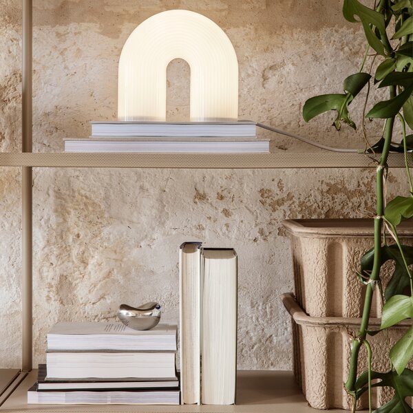 Ferm Living designové stolní lampy Vuelta