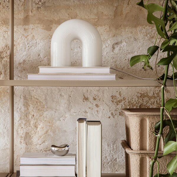 Ferm Living designové stolní lampy Vuelta