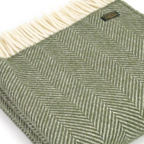 Vlněná deka Fishbone Olive 183 x 150 cm Tweedmill