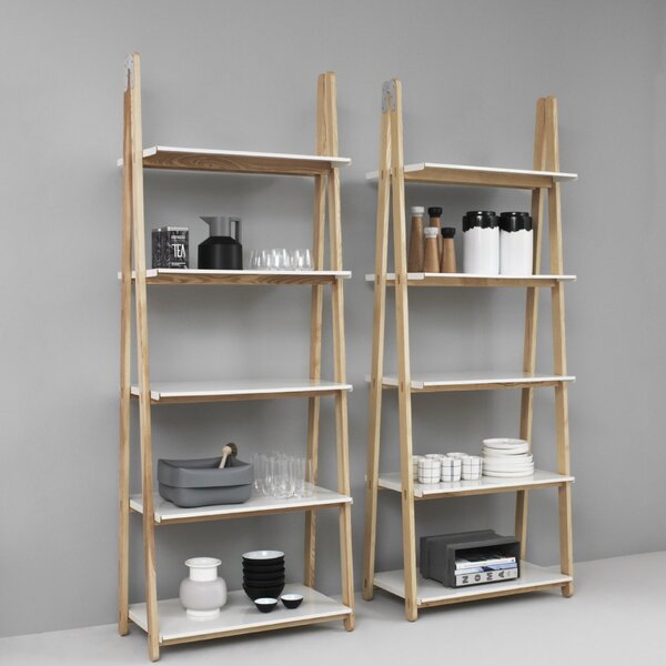 Normann Copenhagen designové knihovny One Step Up Bookcase High