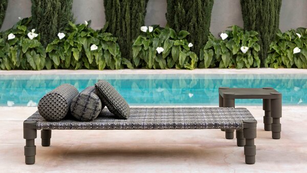 Gan designové zahradní polštáře Garden Layers Small Roll Green