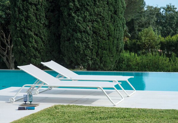 Emu designová zahradní lehátka Snooze Sunbed