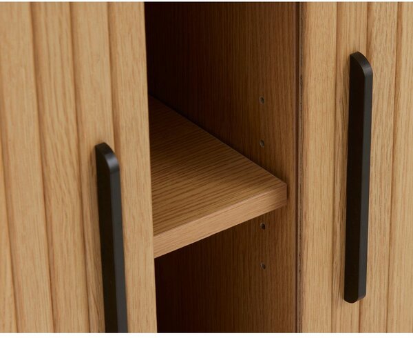 Komoda v dekoru dubu s posuvnými dveřmi v přírodní barvě 120x76x45 cm Nola – Unique Furniture