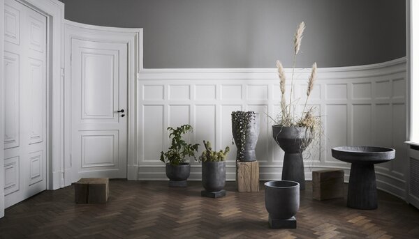 Bolia designové květináče Podium Plant Pot (Ø33 cm)