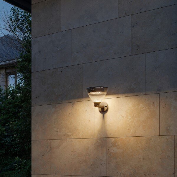 Solární nástěnné svítidlo se senzorem LED 2700K čierna IP44 PHILIPS Kyna 8721103105592