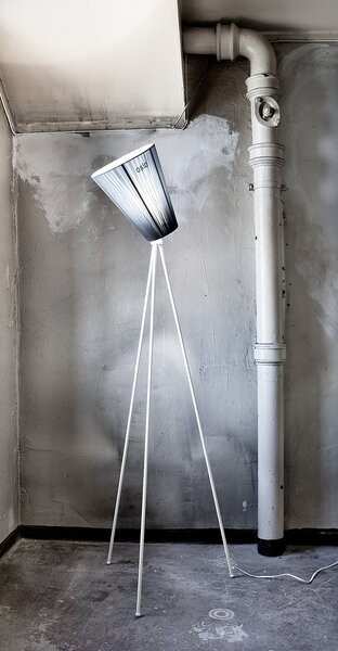 Northern designové stojací lampy Oslo Wood