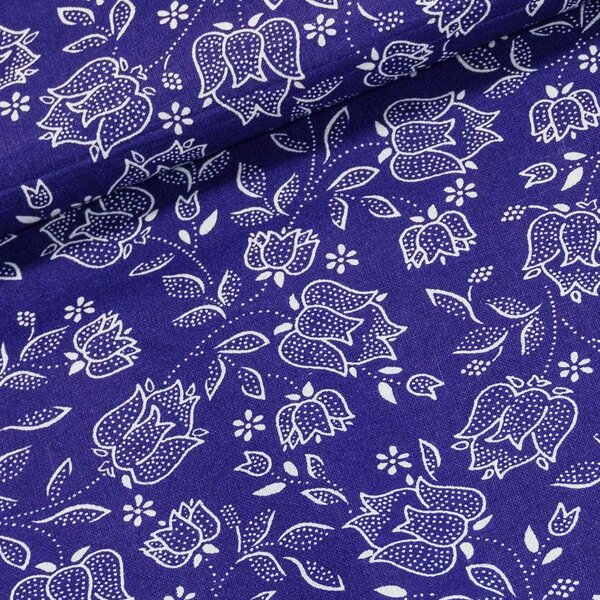 Bavlněné plátno POLO FOLKLOR, bílé tulipány na modré, š.140cm (látka v metráži)