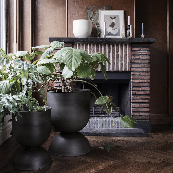 Ferm living designové květináče Hourglass Pot Extra Small (průměr 21 cm)