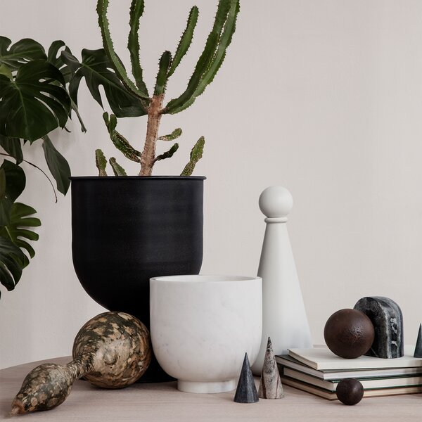 Ferm living designové květináče Hourglass Pot Large (průměr 50 cm)
