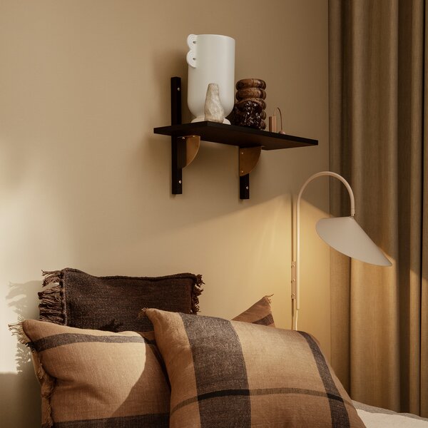 Ferm Living designové nástěnné police Sector Shelf Single Narrow