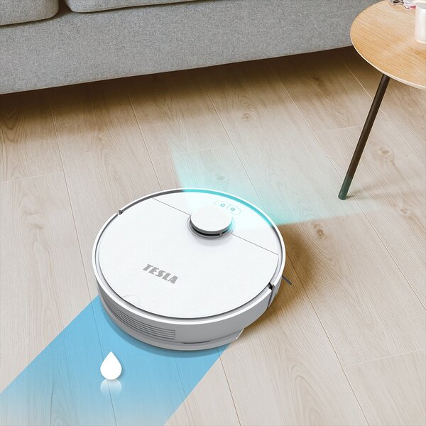 TESLA RoboStar iQ550 - laserový robotický vysavač