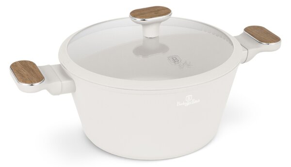 Kastrol s titanovým povrchem a poklicí 24 cm Sahara Nordic Collection