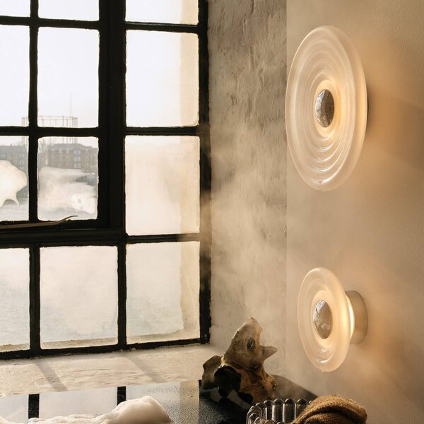 Tom Dixon LED nástěnné světlo Press Sphere, matné, Ø 35 cm, stmívatelný, Bílá / opál, Koupelna, Sklo, Design
