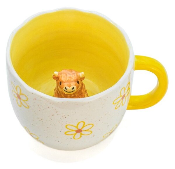 Žlutý/krémový porcelánový hrnek 350 ml Surprise Highland Cow – Sass & Belle