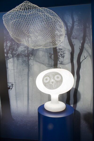 Magis designová stolní lampa Linnut Siiri