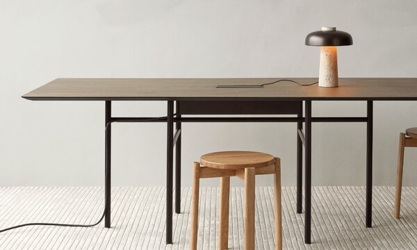Audo Copenhagen designové stolní lampy Reverse Table Lamp