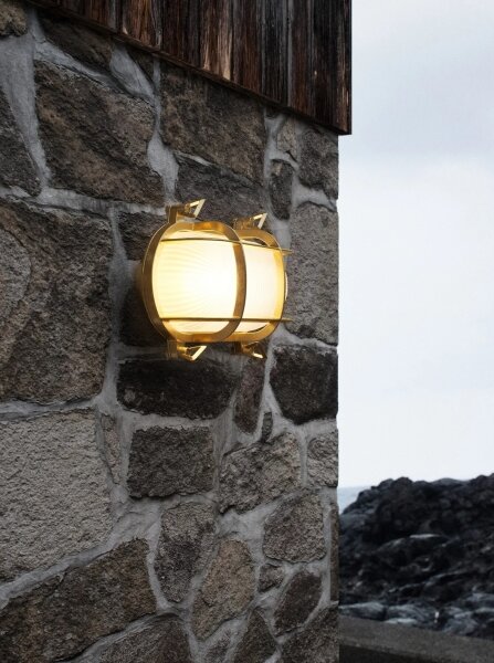 Nordlux - Venkovní nástěnné svítidlo HELFORD 1xE27/12,5W/230V IP64 mosaz