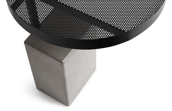 Lyon Beton odkládácí stolky Twist Side Table