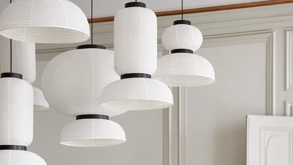 &Tradition designové závěsné lampy Formakami JH3