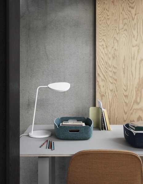 Muuto REETRA40A12 Úložný koš Restore nízký 31 x 40 cm pískový