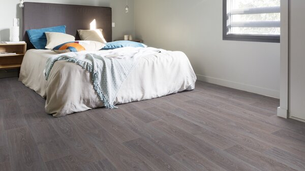 PVC podlaha dub Taralay Libertex - Gerflor Valencay Pevan 1442 - tmavé dřevo 4 m