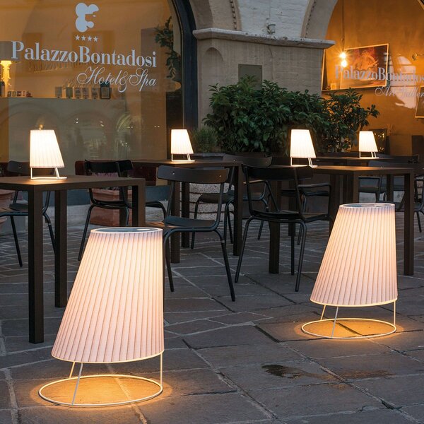 Emu designové stolní lampy Cone Small Lamp