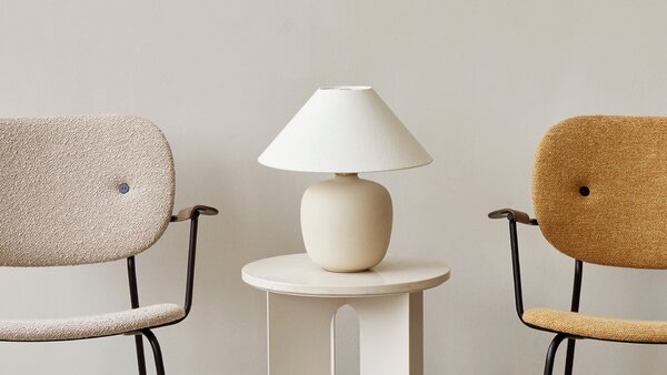 Audo Copenhagen designové stolní lampy Torso Table Lamp Small