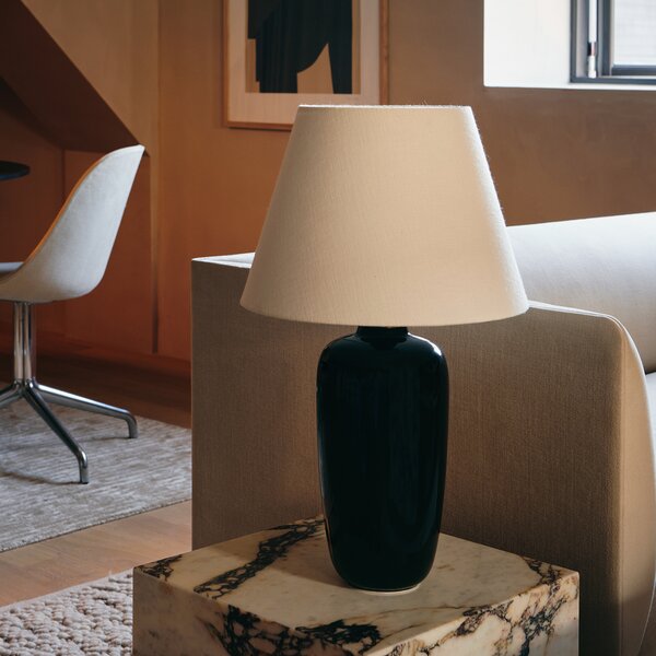 Audo Copenhagen designové stolní lampy Torso Table Lamp Large