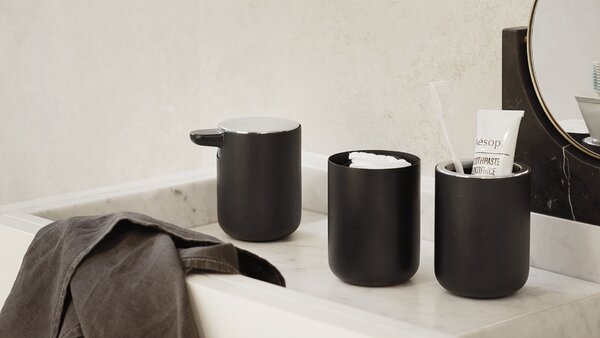 Audo Copenhagen designové držáky na zubní kartáčky Toothbrush Holder Wall