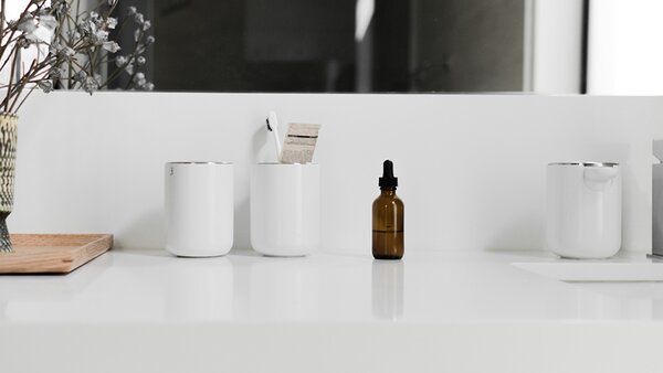Audo Copenhagen designové držáky na zubní kartáčky Toothbrush Holder Wall
