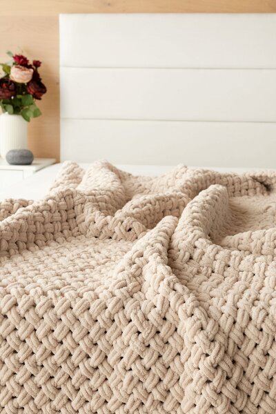 Deka Knittingly natur Ručně pletená deka 130/170