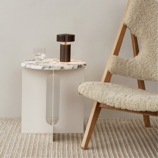 Audo Copenhagen designové odkládací stolky Androgyne Side Table (průměr 40 cm)