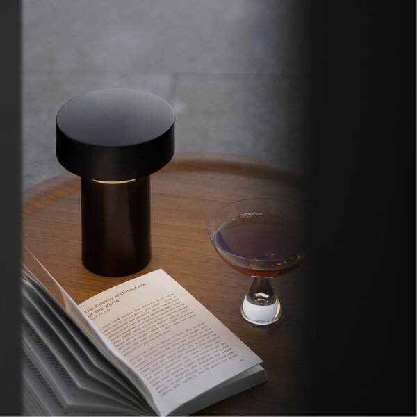 Audo Copenhagen designové stolní lampy Column Table Lamp