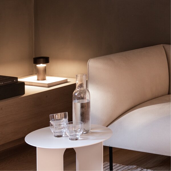 Audo Copenhagen designové stolní lampy Column Table Lamp