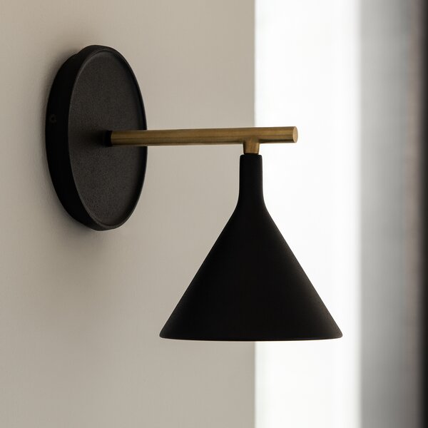 Audo Copenhagen designová nástěnná svítidla Cast Sconce Wall Lamp