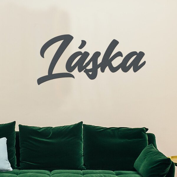 Dřevěný nápis na zeď LASKA Zvolte barvu dekoru: Černá | Rozměry (cm): 60x28