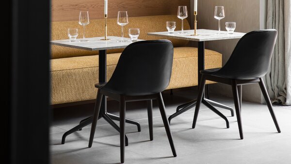 Audo Copenhagen designové kavárenské stoly Harbour Column Counter Table Star Base (průměr 60 cm)
