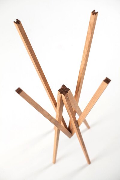 Prostoria designové stojanové věšáky Simetria Coat Stand