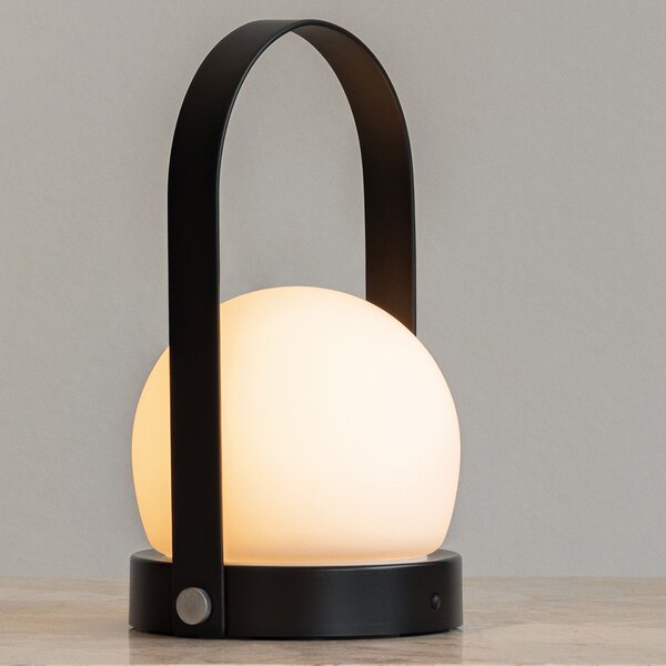 Audo Copenhagen designové stolní lampy Carrie Table Lamp Portable