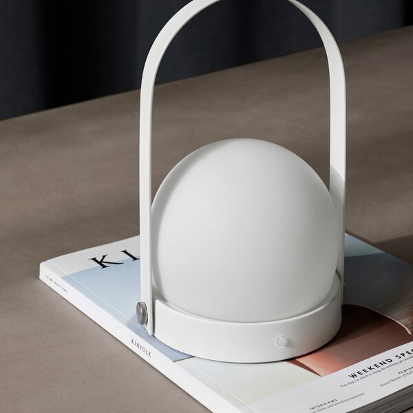 Audo Copenhagen designové stolní lampy Carrie Table Lamp Portable