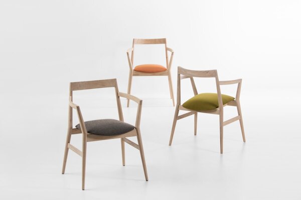 Prostoria designové židle Dobra Chair